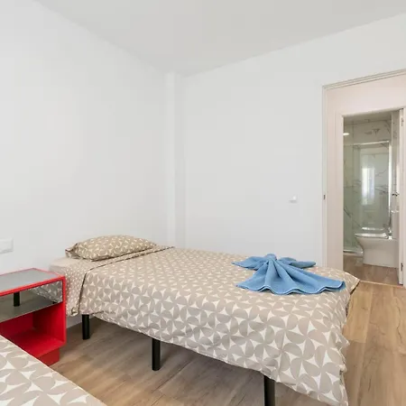 Lejlighed Spacious 3br With Pool, Wifi & Near Callao Salvaje