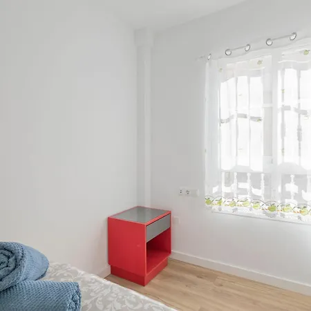 Lejlighed Spacious 3br With Pool, Wifi & Near *