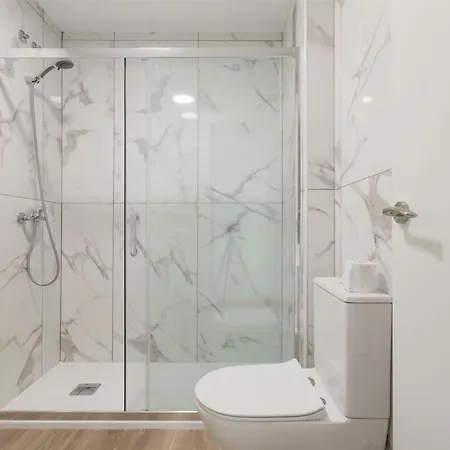 Appartamento Spacious 3br With Pool, Wifi & Near
