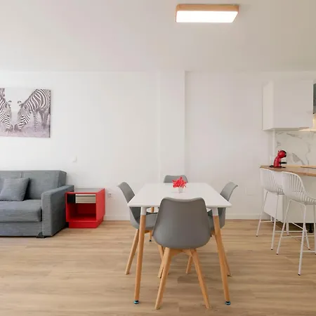 Spacious 3br With Pool, Wifi & Near Callao Salvaje